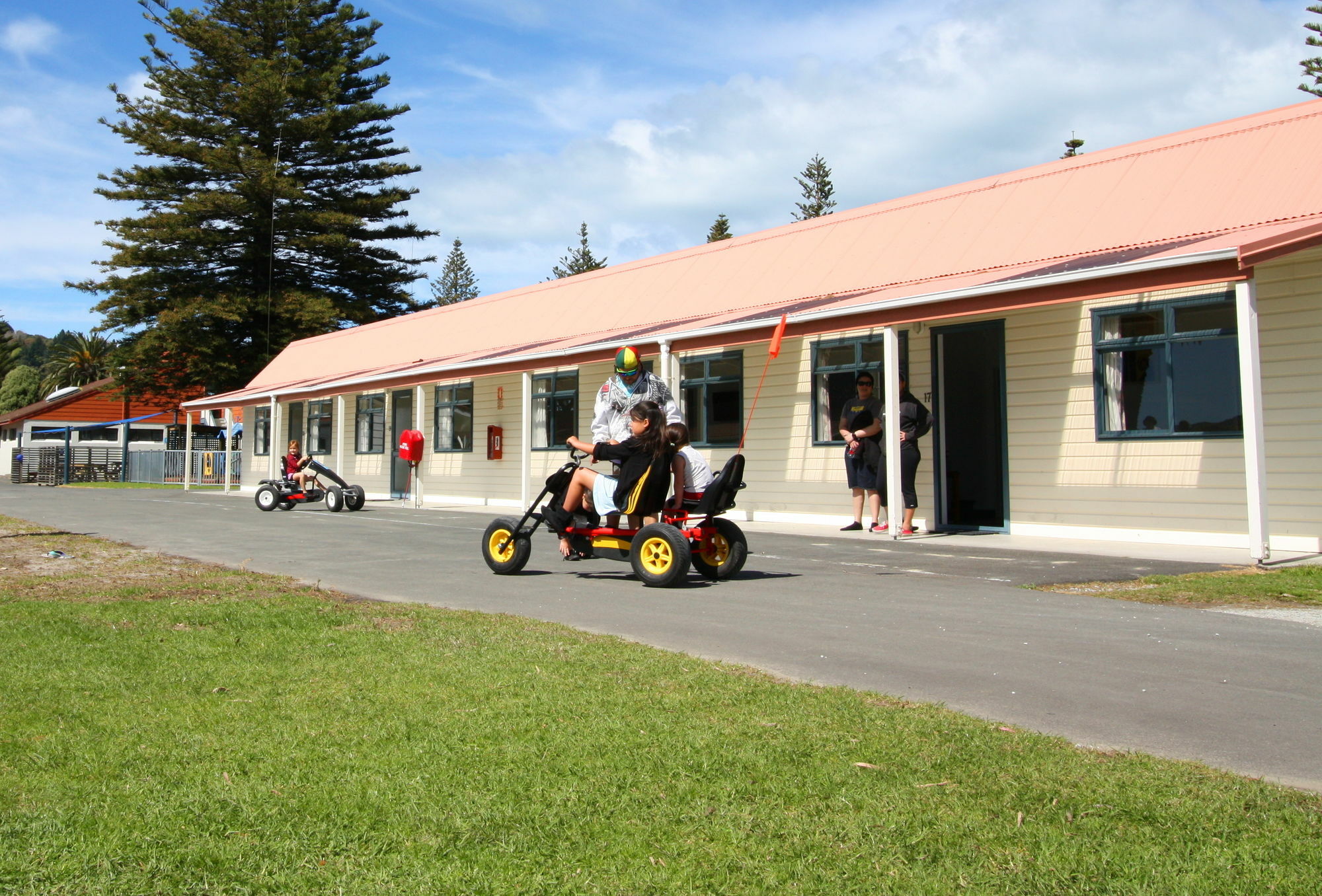 גיסבורן Waikanae Beach Top 10 Holiday Park מראה חיצוני תמונה